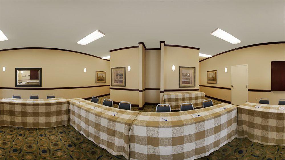 Holiday Inn Express And Suites Allentown West By Ihg Exterior photo